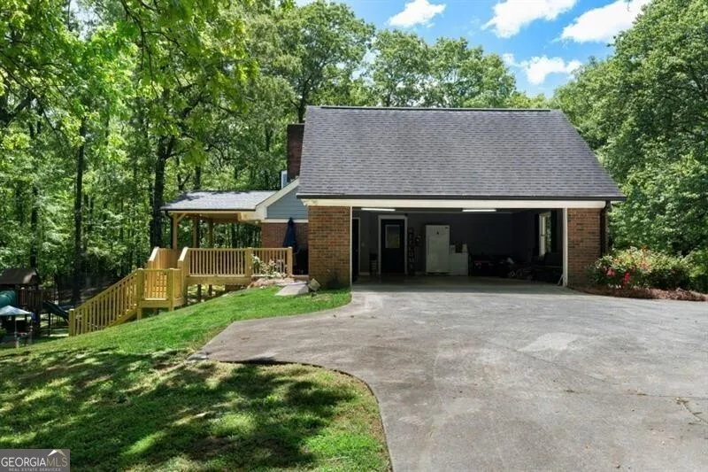 311 Herring RD NE Armuchee, GA 30105