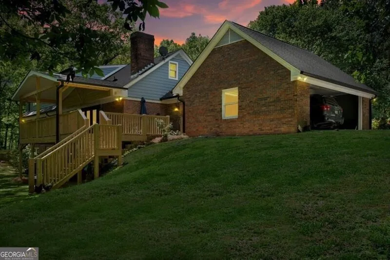 311 Herring RD NE Armuchee, GA 30105