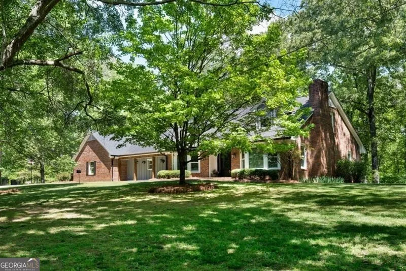 311 Herring RD NE Armuchee, GA 30105