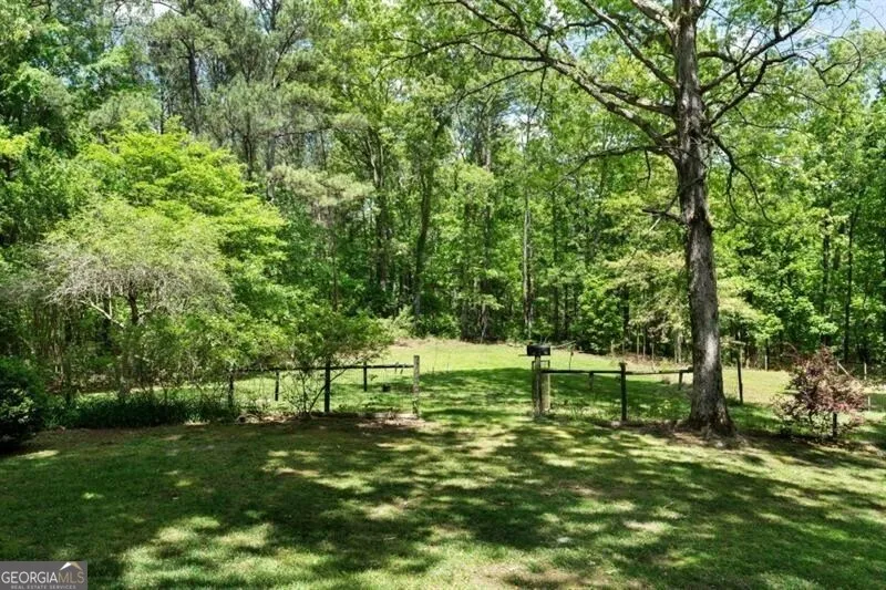 311 Herring RD NE Armuchee, GA 30105
