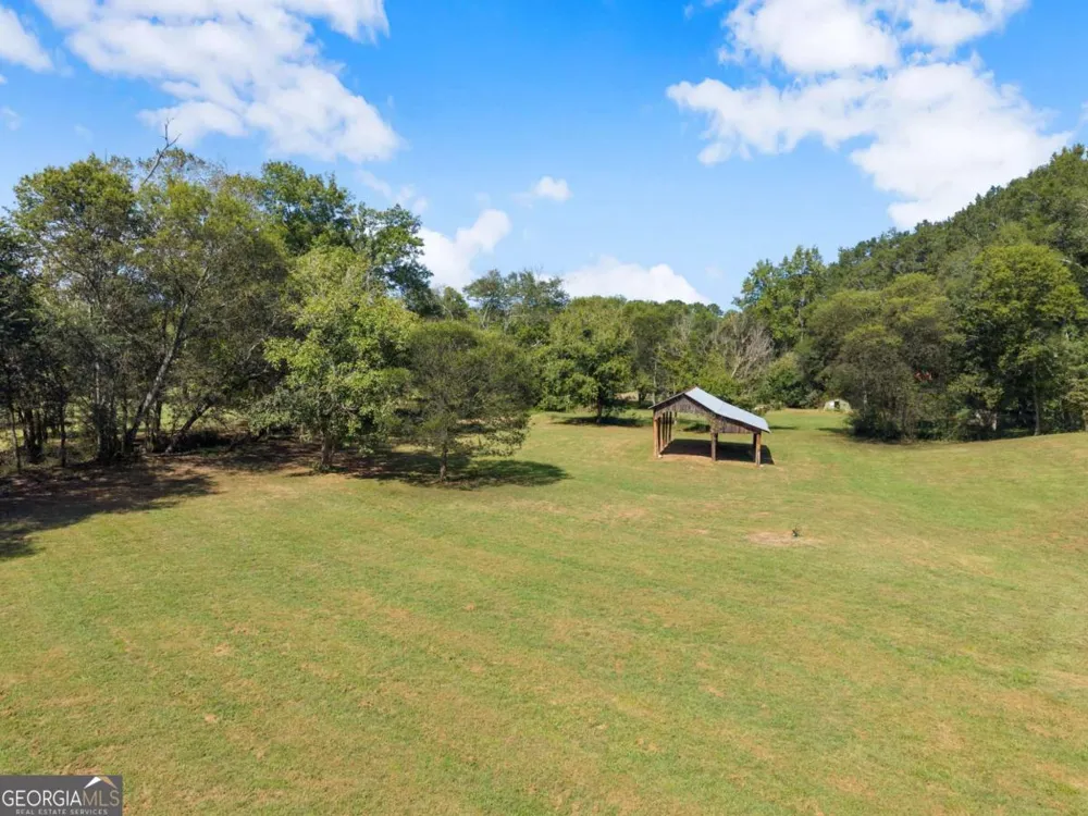 241 Bill Watkins RD Hoschton, GA 30548