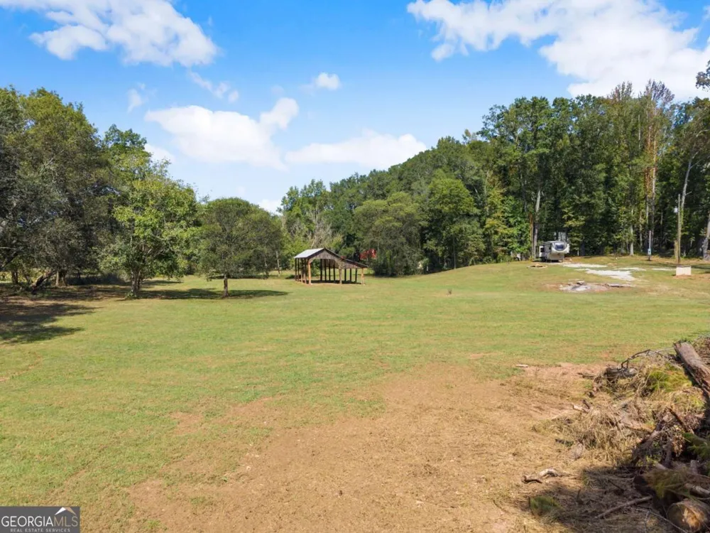 241 Bill Watkins RD Hoschton, GA 30548