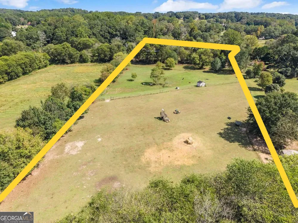 241 Bill Watkins RD Hoschton, GA 30548