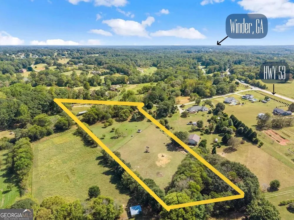 241 Bill Watkins RD Hoschton, GA 30548