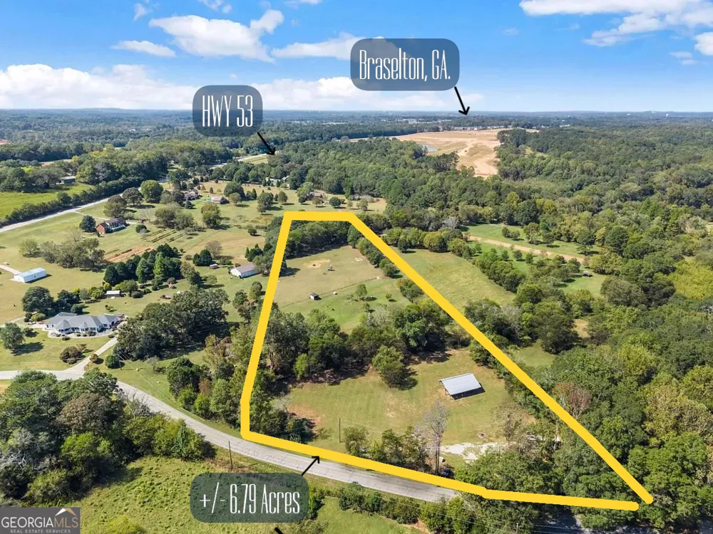 241 Bill Watkins RD Hoschton, GA 30548