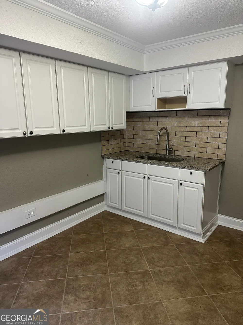 65 Spratlin WAY Hull, GA 30646
