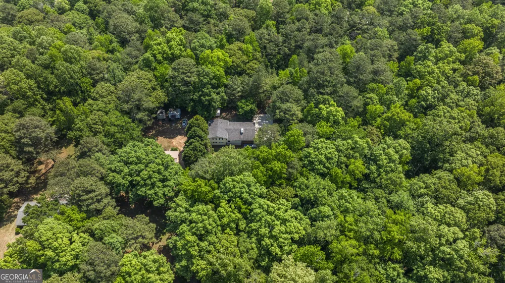 134 N Lake DR LaGrange, GA 30240