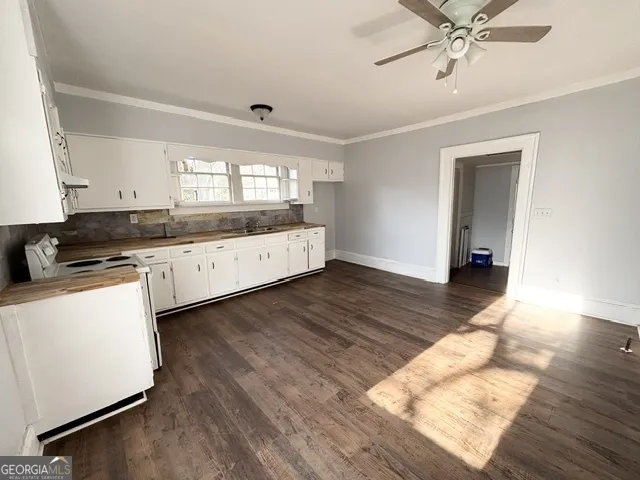 114 G LOOP Thomaston, GA 30286