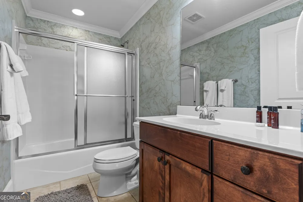 1030 Creekside Greensboro, GA 30642