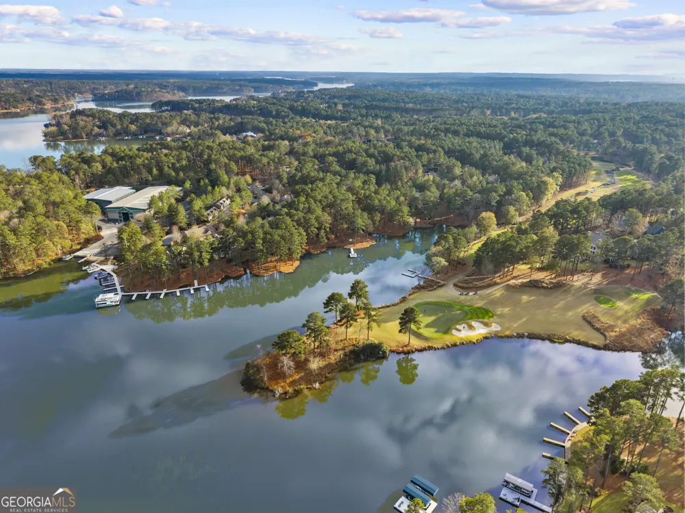 1030 Creekside Greensboro, GA 30642