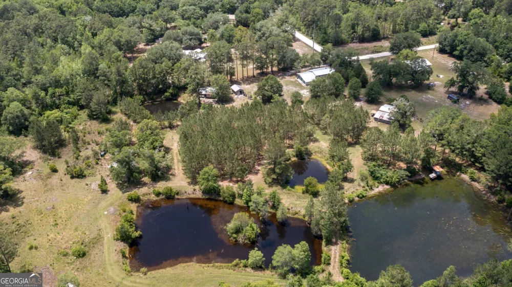 436 Russell BLVD St. George, GA 31562