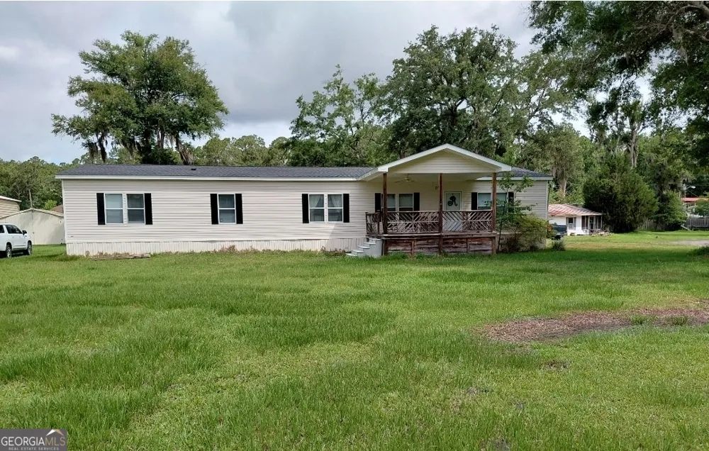 127 Hickory Bluff DR Waverly, GA 31565