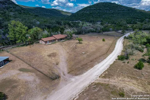 2227 mill creek