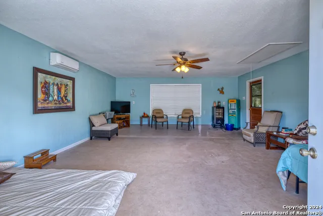 2227 mill creek Leakey, TX 78873
