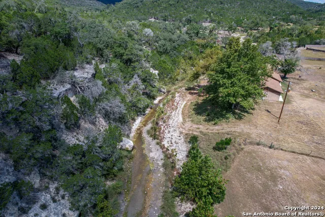 2227 mill creek Leakey, TX 78873
