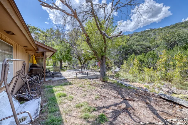 2227 mill creek Leakey, TX 78873
