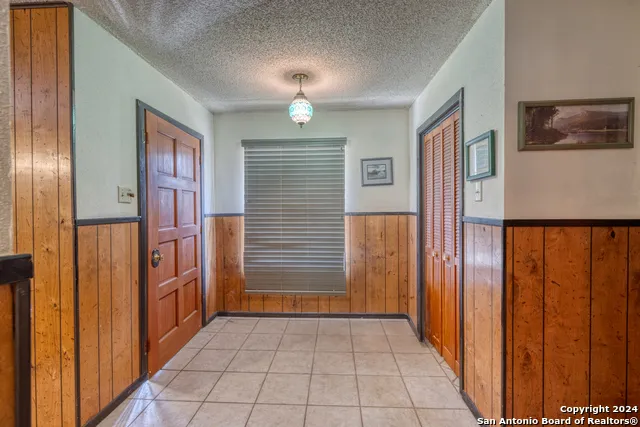 2227 mill creek Leakey, TX 78873