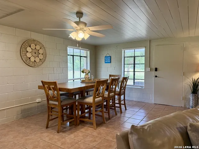 1391 HIGHWAY 39 Ingram, TX 78025