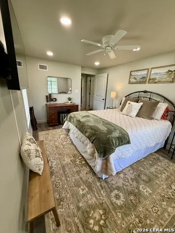 1391 HIGHWAY 39 Ingram, TX 78025