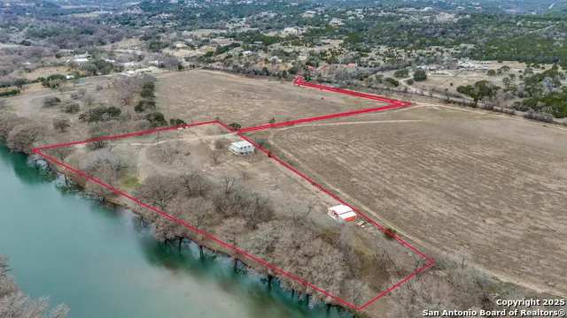 1391 HIGHWAY 39 Ingram, TX 78025