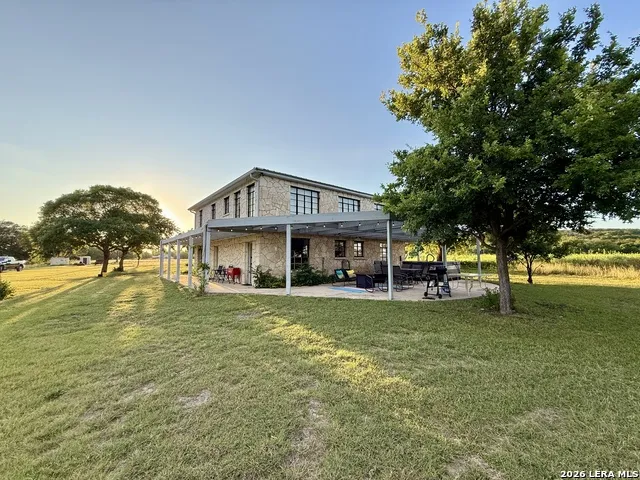 1391 HIGHWAY 39 Ingram, TX 78025