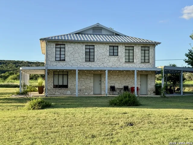 1391 HIGHWAY 39 Ingram, TX 78025