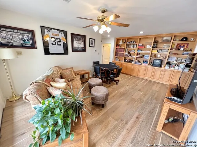 1543 CR 215 Bertram, TX 78605