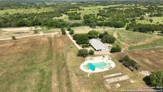 1543 CR 215 Bertram, TX 78605