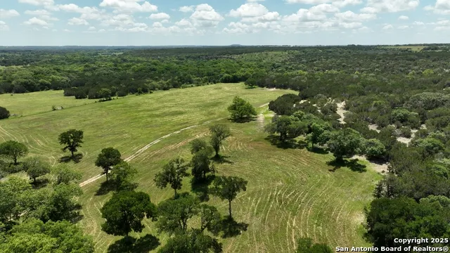 1543 CR 215 Bertram, TX 78605