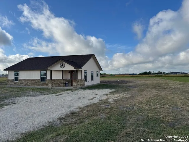 450 County Road 679 Natalia, TX 78059