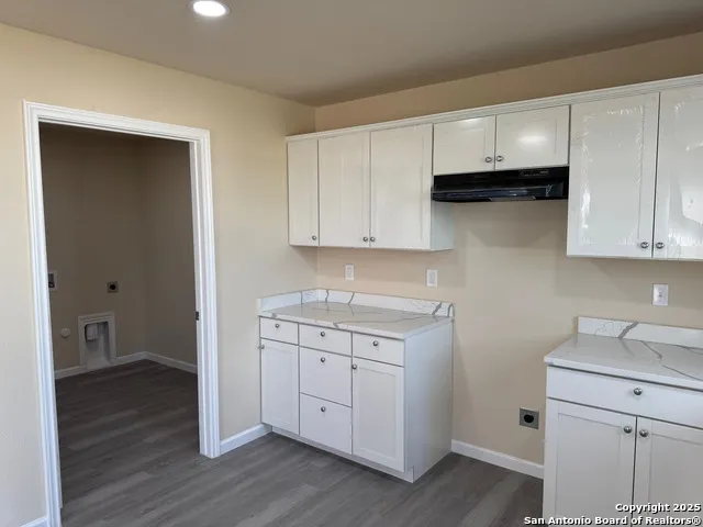 450 County Road 679 Natalia, TX 78059