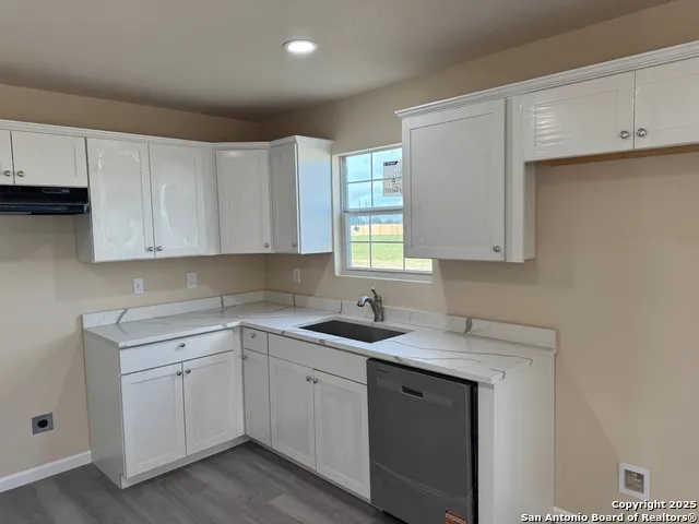 450 County Road 679 Natalia, TX 78059