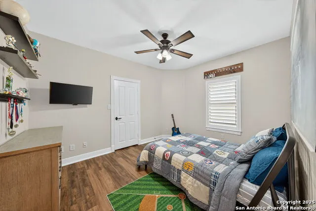 2220 FM 1343 Devine, TX 78016