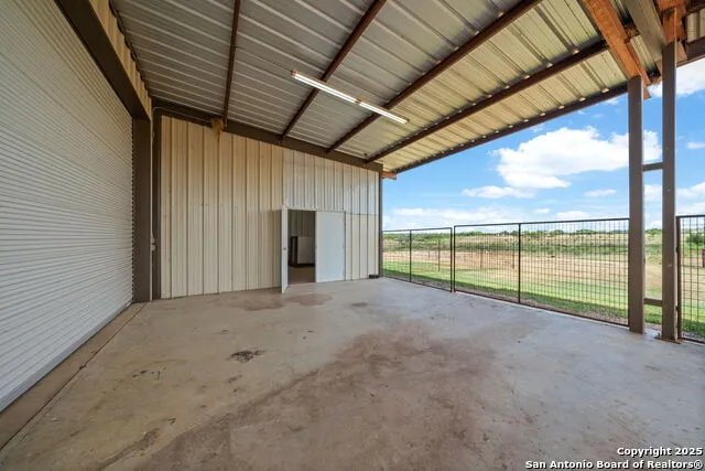 2220 FM 1343 Devine, TX 78016