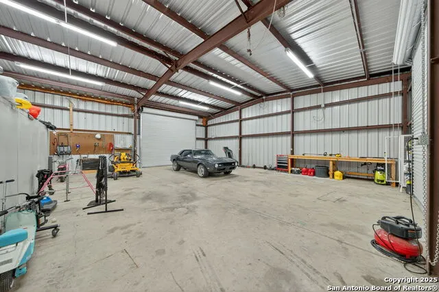 2220 FM 1343 Devine, TX 78016