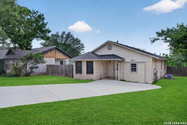 6411 ROYALTY PT Leon Valley, TX 78238