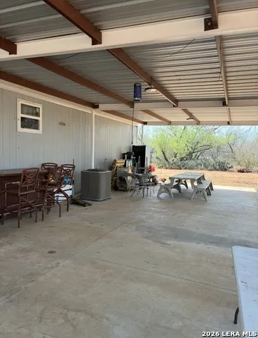 60 Childers Road Artesia Wells, TX 78001