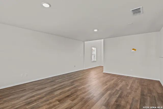 4068 BERMUDA LANE Seguin, TX 78155