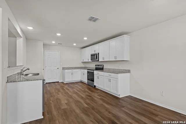 4068 BERMUDA LANE Seguin, TX 78155