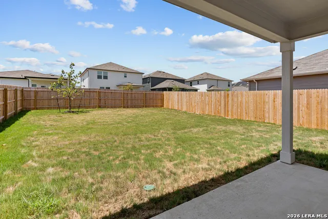 4068 BERMUDA LANE Seguin, TX 78155