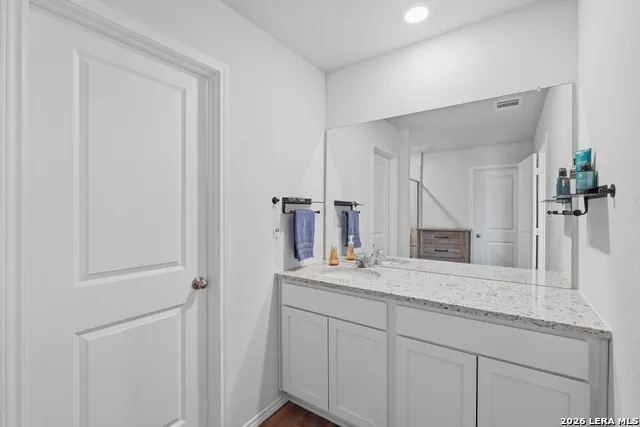 4219 THYME GDN Von Ormy, TX 78073