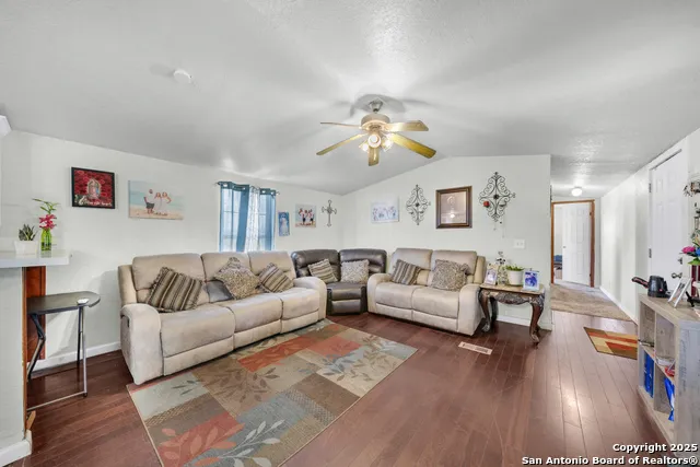 11706-11791 Kinney Rd Atascosa, TX 78002