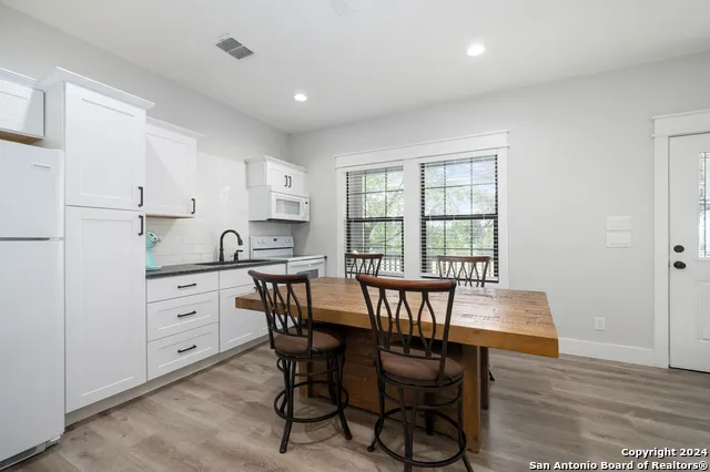 109 Waring Welfare Boerne, TX 78015