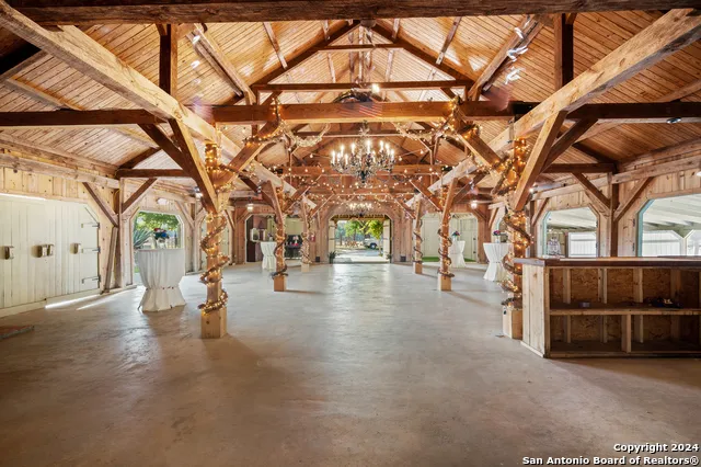 103 waring welfare Boerne, TX 78006