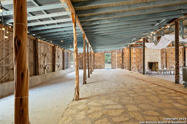 103 waring welfare Boerne, TX 78006