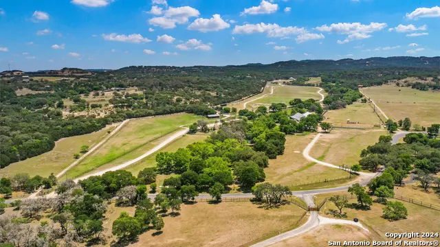 103 waring welfare Boerne, TX 78006