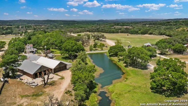103 waring welfare Boerne, TX 78006