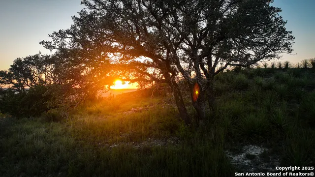 FAR HILLS RANCH Tract 3 Comfort, TX 78013