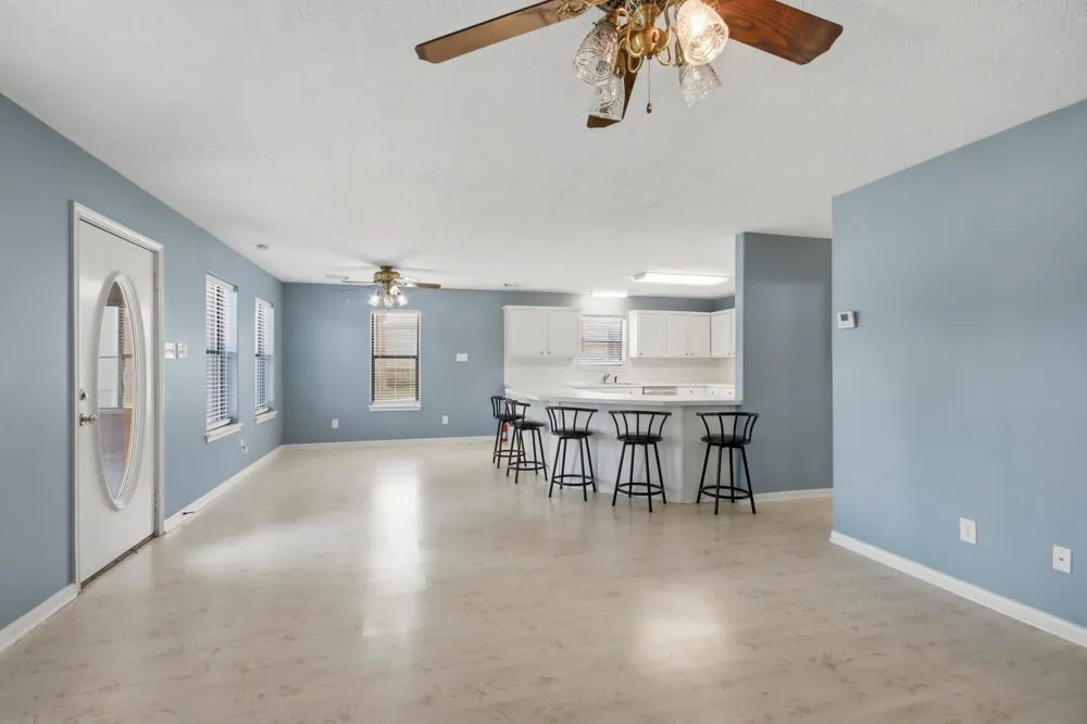 199 Lake Drive Onalaska, TX 77360