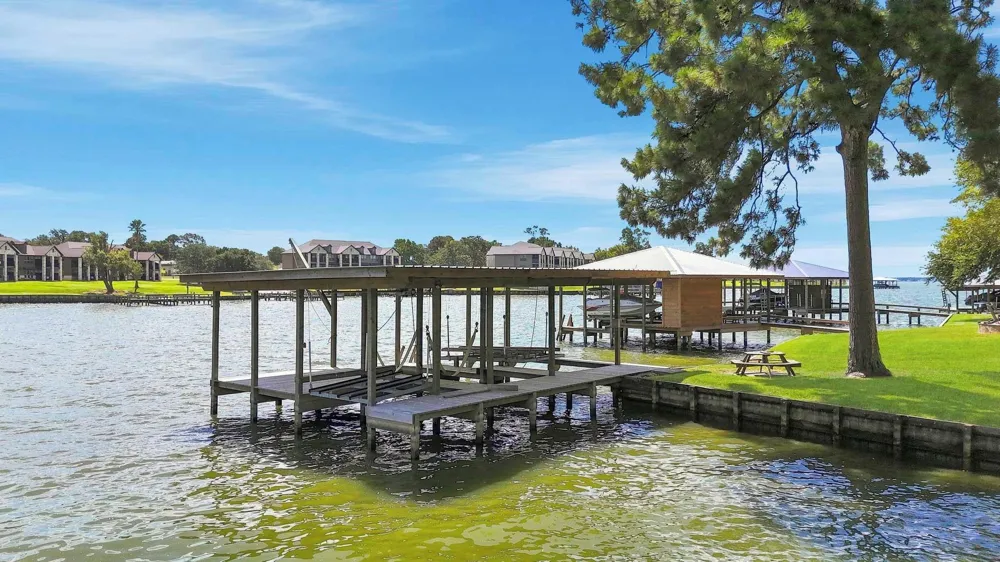 199 Lake Drive Onalaska, TX 77360